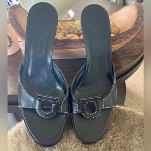 SOLD! Salvatore Ferragamo women’s Black Sandal Heel, Size 10 (Authentic) 😍